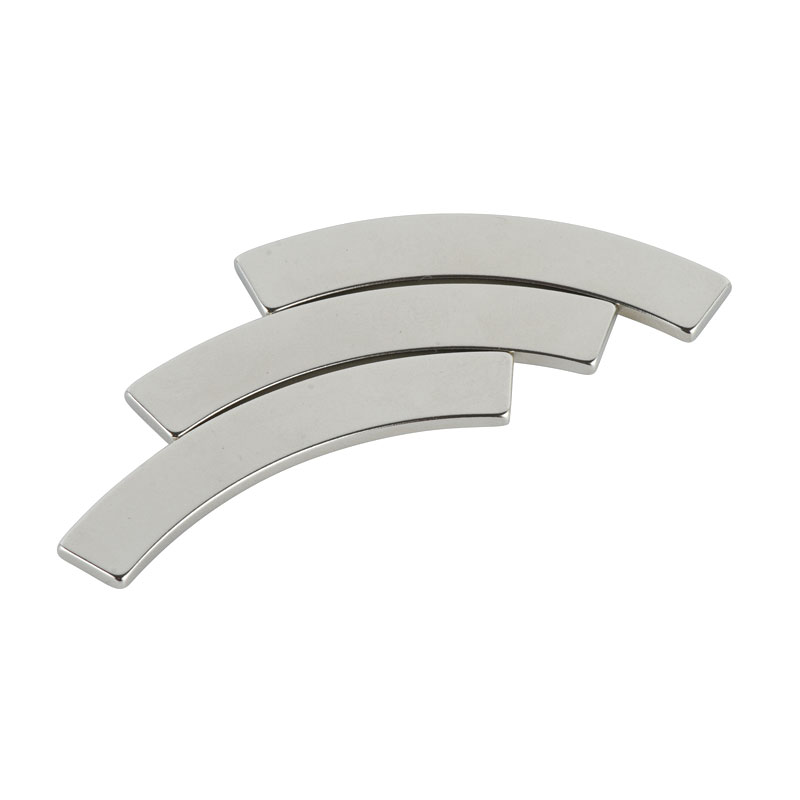 ディスクドライブ用磁石