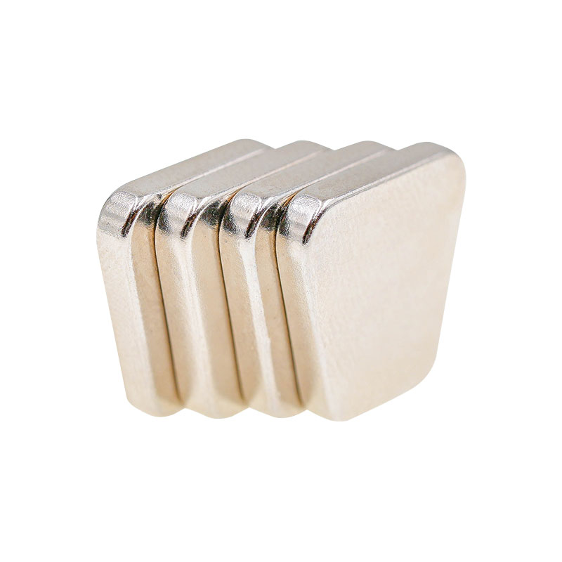 台形型永久磁石
