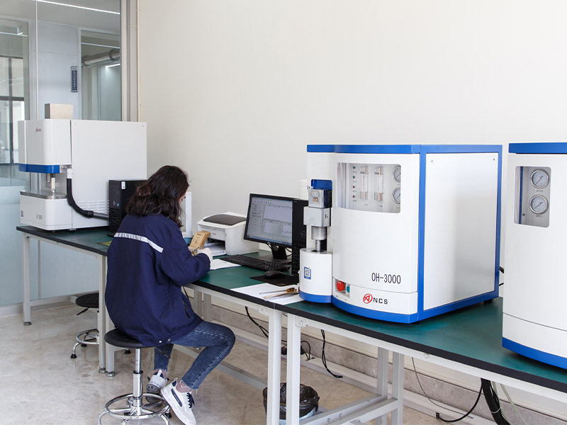 水素・酸素・炭素・硫黄分析装置